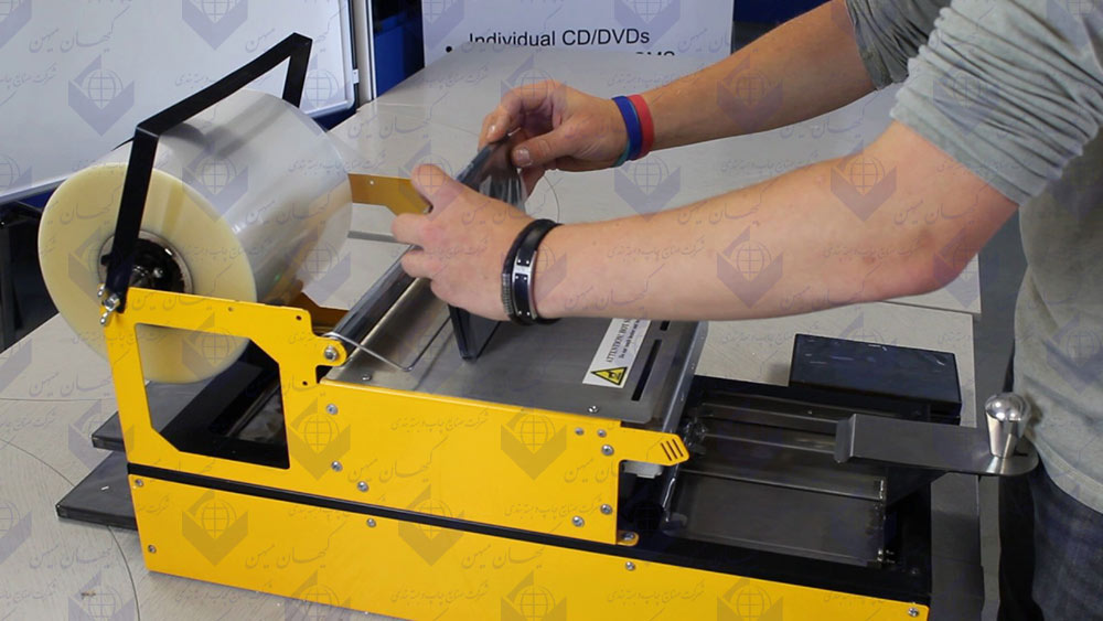 سلفون کشی کاغذ و مقوا